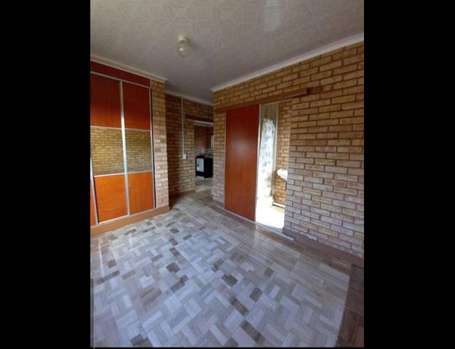 2 BEDROOM PROPERTY TO RENT IN BELLAIR